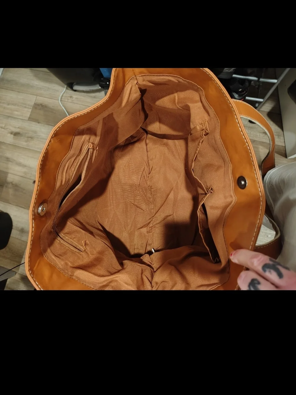 N/A spacious tan